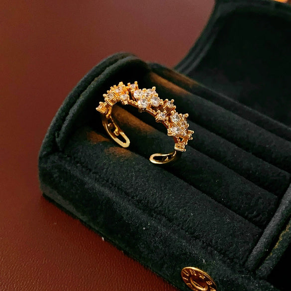 Copper Finger Ring With Geometric And Flower Pattern Electroplating For Women Light Luxury Style
