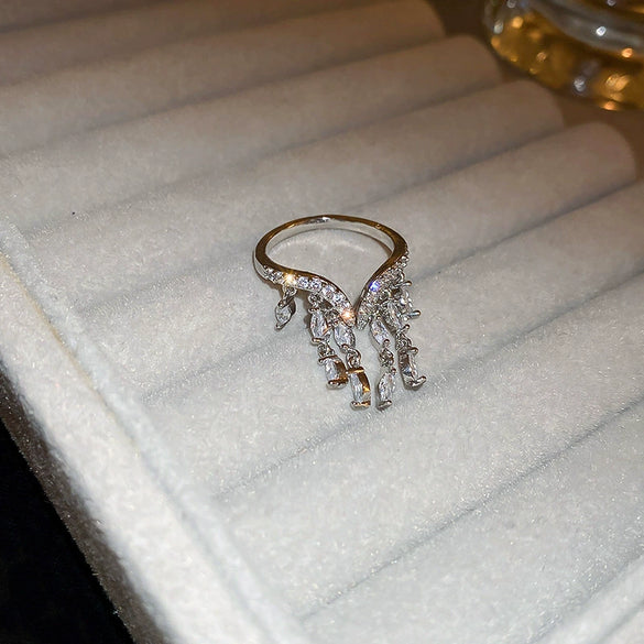 Copper Finger Ring With Geometric And Flower Pattern Electroplating For Women Light Luxury Style