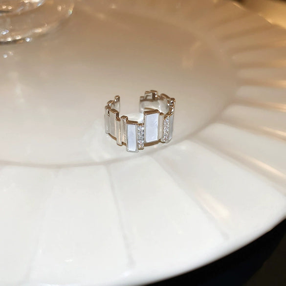 Copper Finger Ring With Geometric And Flower Pattern Electroplating For Women Light Luxury Style