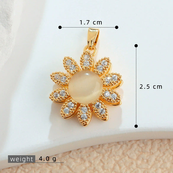 Copper Flower Rotatable Pendant Jewelry Accessories With Electroplating For Women