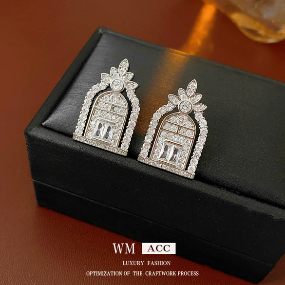 Copper Geometric Oval Zircon Earrings