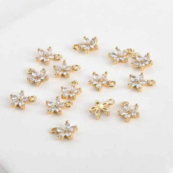 Copper Goldplated Fiveleaf Flower Zircon Pendant Jewelry Accessories Handmade With Electroplating