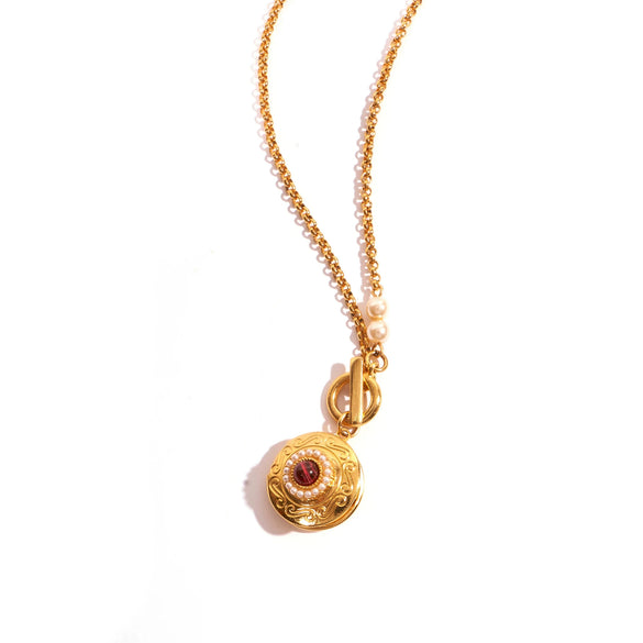 Copper Heartshaped Openable Photo Box Pendant Necklaces Electroplating Light Luxury Geometric Twist Chain