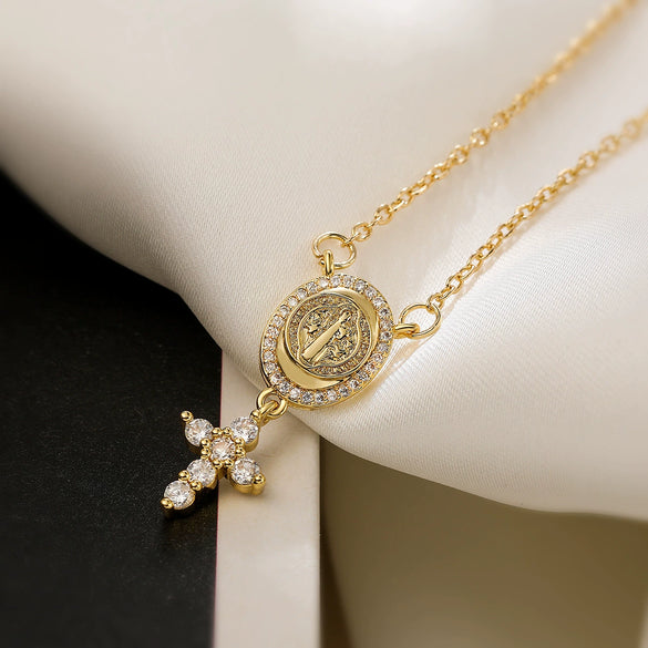 Copper 18K Gold Plated Zircon Cross Pendant Necklace Geometric Simple Women's Fashion Collarbone Chain