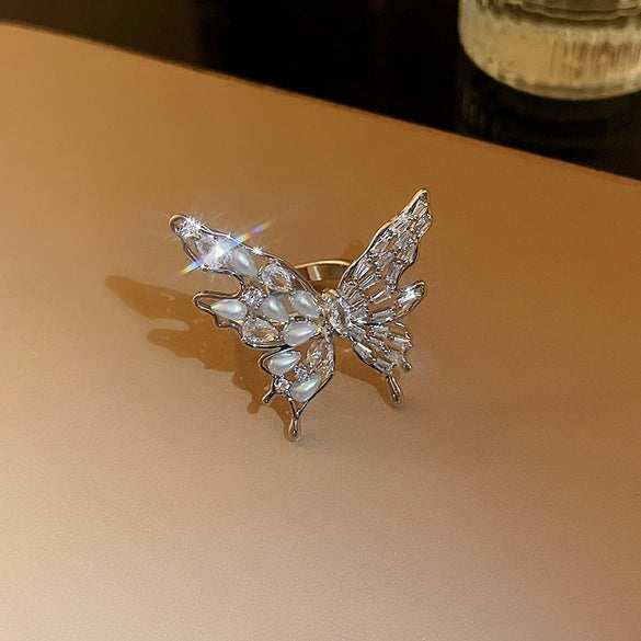Copper Light Luxury Women's Ring Set With Zirconia Hollow Butterfly Flower Design