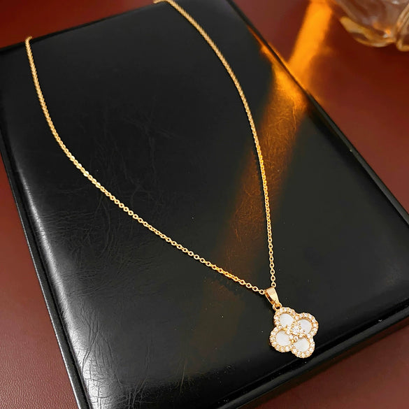 Copper Motherofpearl Clover Flower Earrings And Necklace Set With Zirconia Highend Fashion