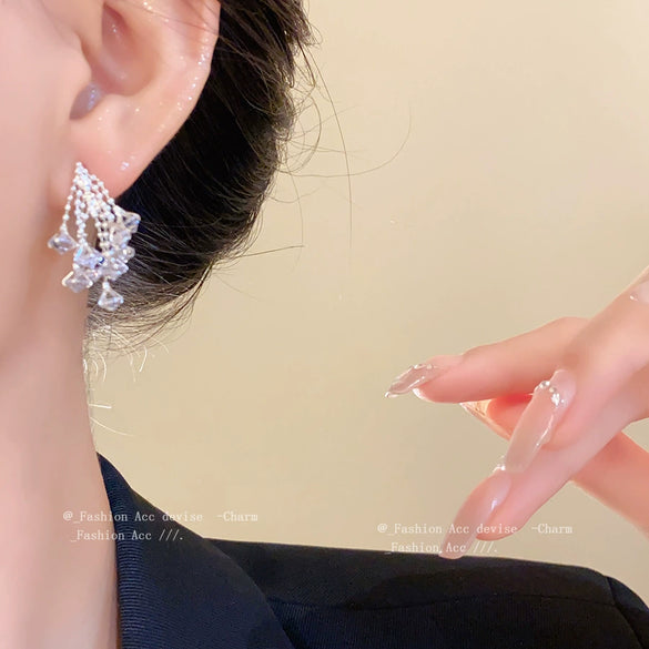 Copper Rhombus Zirconia Tassel Earrings For Women Light Luxury Style