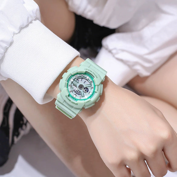 Couple Electronic Watches Plastic Case Silicone Strap Stainless Steel Clasp Round Dial