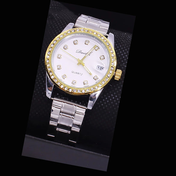 Couple Fashion Waterproof Quartz Wrist Watch Set Alloy And Stainless Steel Round Dial