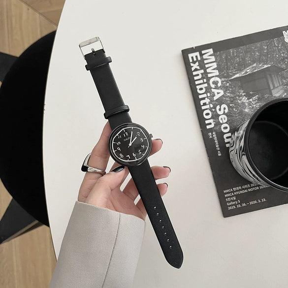 Couple Watch Alloy Case Ordinary Glass Mirror Black And White Graffiti Leisure Style