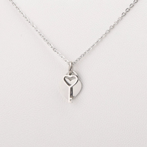 Couples Love Concentric Lock And Key Necklace Titanium Steel Heart Pattern Electroplating