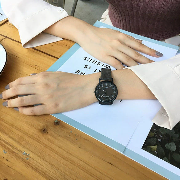 Couple's Watch Alloy Case Imitation Leather Strap Stainless Steel Clasp Round Dial Antique Style Stone Pattern