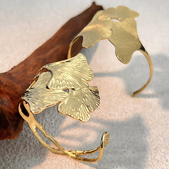 Creative Ginkgo Leaf C Shaped Bracelet Stainless Steel 18K Gold Plated Retro Geometric Electroplated