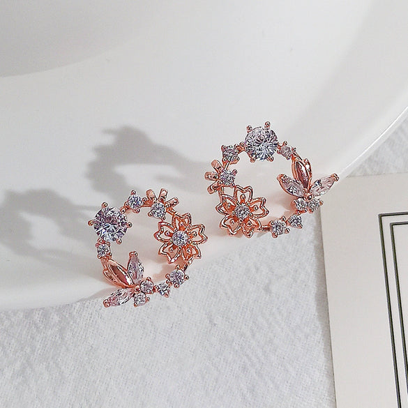 Creative Women's Earrings With Sweet Flower Heart Pearl Bow Wreath Design Alloy Electroplated