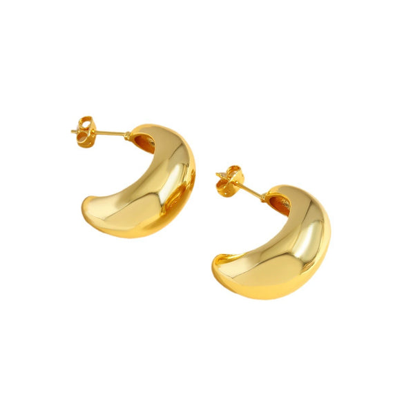 Crescent Geometric Copper Ear Studs For Women With Electroplating Treatment Simple Highend Fashion Design