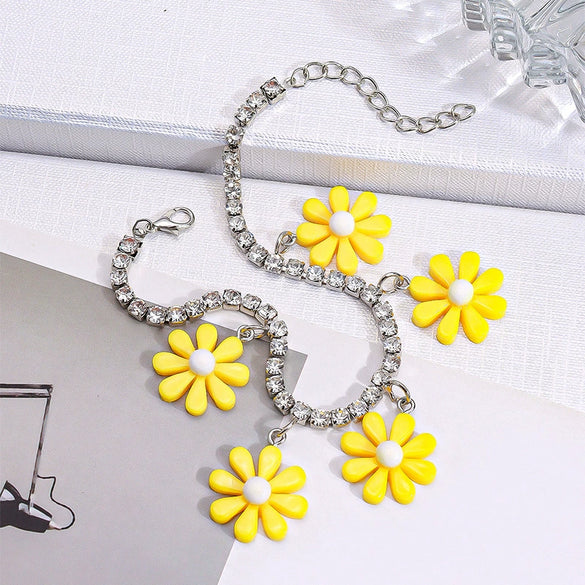 Cute Cartoon Daisy Flower Resin Bead Chain Bracelet Elegant Lightweight Style Wearresistant Waterproof Jewelry For Women And Men