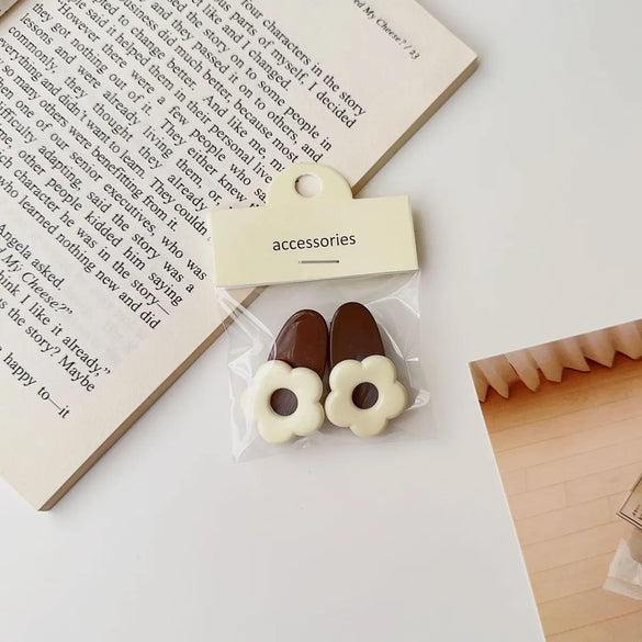 Cute Heart Shape Flower Plastic Resin Stoving Varnish Hair Claws 2 Pieces