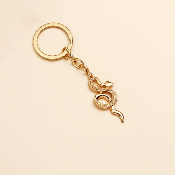 Cute Snake Shaped Alloy Keychain Pendant With Diamond Embellishment Light Luxury Metal Ring Jewelry Gift