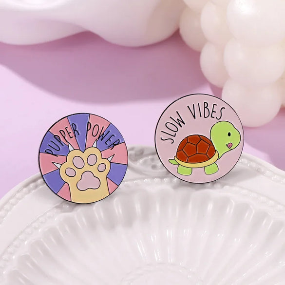 Cute Tortoise Letter Heart Shape Alloy Stoving Varnish Women'S Brooches