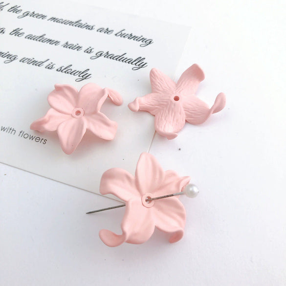 Diy Jewelry Acrylic Fivepetal Flower Pendant Accessories With Colorplated Spray Paint And Iris Throughhole Design