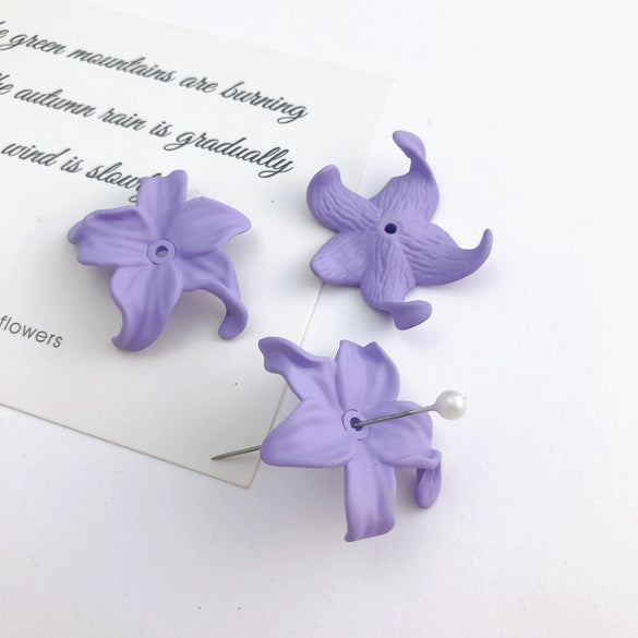Diy Jewelry Acrylic Fivepetal Flower Pendant Accessories With Colorplated Spray Paint And Iris Throughhole Design