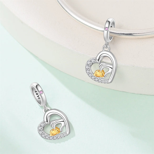 Diy Jewelry Bracelet Accessories 925 Sterling Silver Charm Beads Hug Hand In Hand Pendant With Dripping Oil Design And Original Design Style