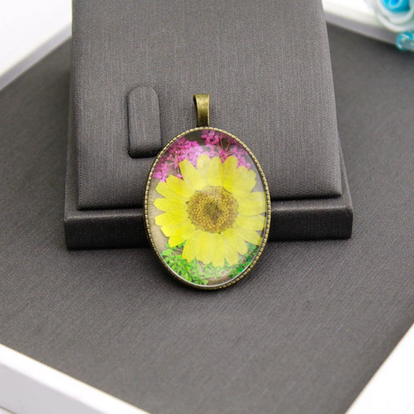 Dried Flower Necklace Glass And Glaze Pendant Pu Wax Rope Chain Drop Shape Minimalist And Geometric Style