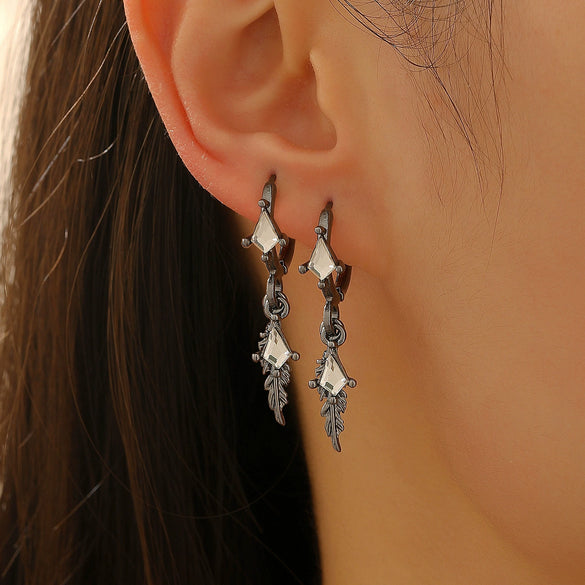 Earrings Zinc Alloy Heart Shape Rivet Punk Electroplating