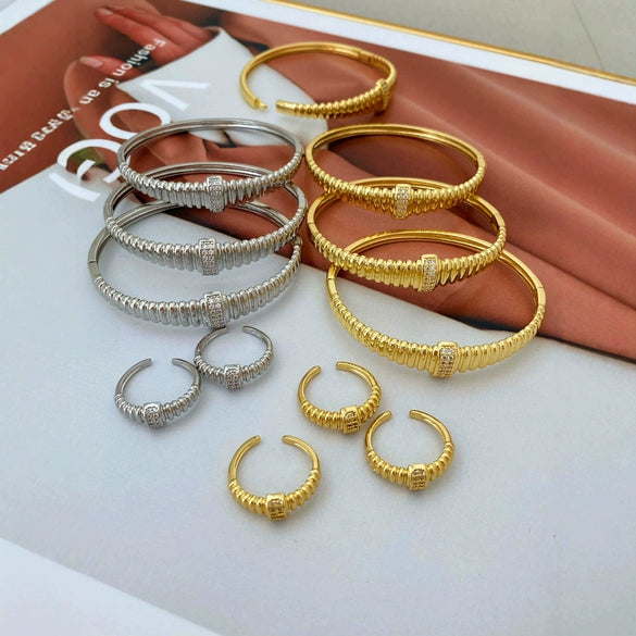 Elastic Bracelet Copper Goldplated Geometric Style Electroplated Hand Jewelry For Men And Women