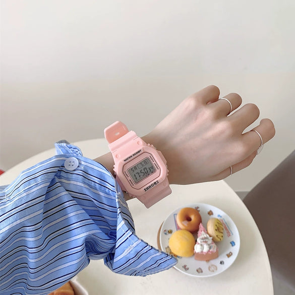 Electronic Watch Plastic Case Silicone Strap Square Style For Men And Women Students