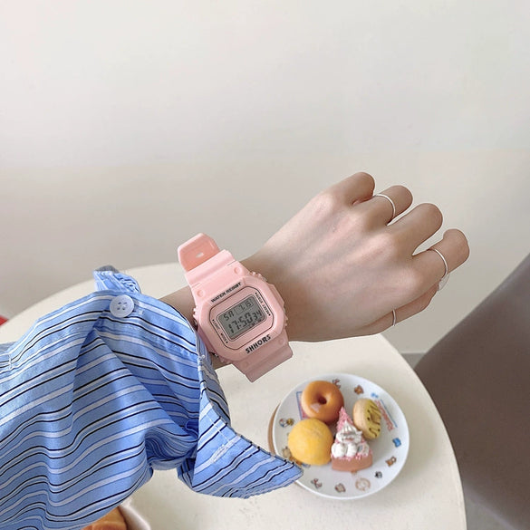 Electronic Watch Plastic Case Silicone Strap Square Style For Men And Women Students