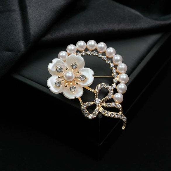 Elegant Alloy Electroplated Flower Brooch Jewelry Clothing Accessories