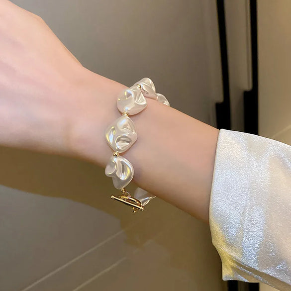 Elegant Baroque Style Geometric Imitation Pearl Alloy Women'S Bracelets Necklace