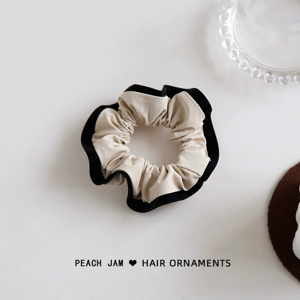 Elegant Black And White Color Block Cloth Scrunchie Handmade Cartoon Style Hair Ring For Women Simple Hair Tie Headwear