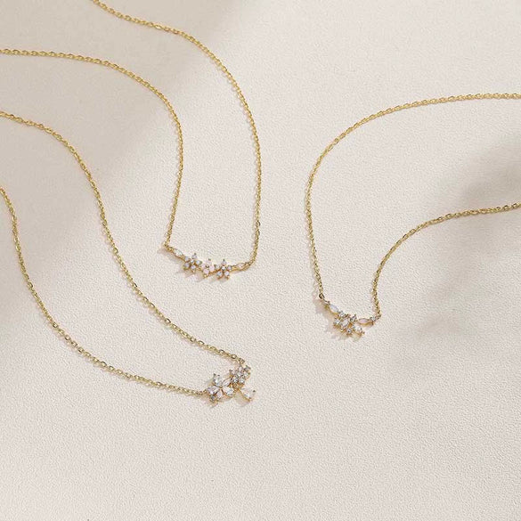 Elegant Copper Flower Petal Pendant Choker Necklace For Women With Zirconia Design And O Word Chain