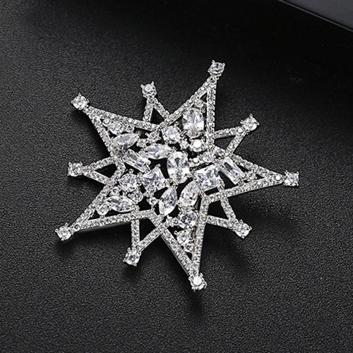 Elegant Copper Star Brooch Pin For Women Fashion Jewelry Accessory With Zircon Color Detail