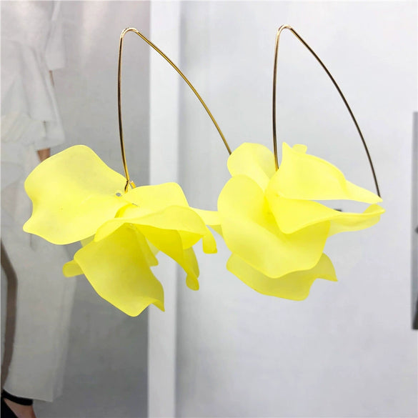 Elegant Floral Acrylic Drop Earrings With Long Hook Design And Exaggerated Botanical Statement Style