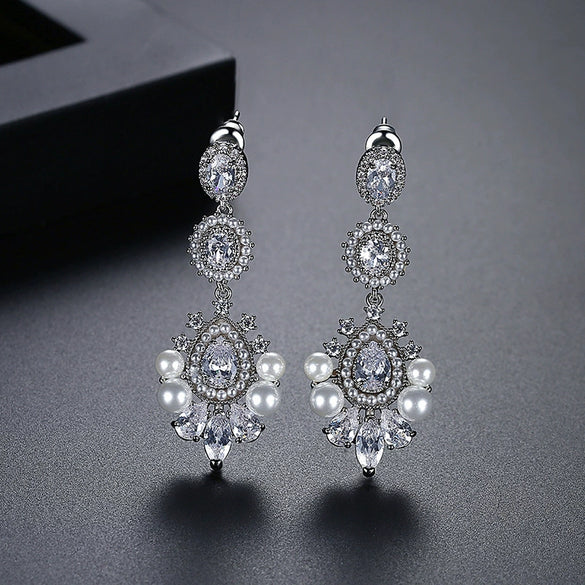 Elegant Flower Copper Zircon Pearl Earrings Fashion Jewelry For Women With Electroplated Finish