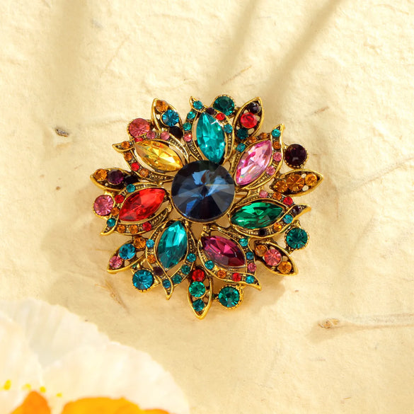 Elegant Geometric Alloy Inlay Gem Rhinestones Women'S Brooches 1 Piece