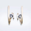 Elegant Geometric Metal Earrings For Women With Electroplated Gold Finish And Single Stone Inlay Glossy Minimal Fashion Ear Jewelry