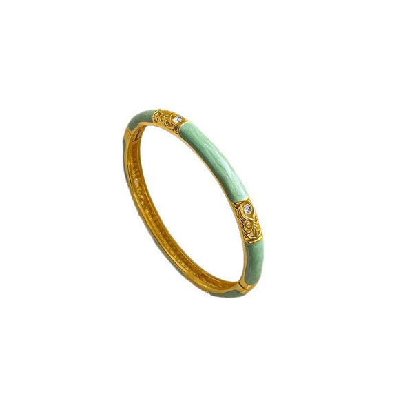 Elegant Geometric Plated Bracelet With Glossy Finish And Semihollow Design Versatile Fashion Jewelry Accessory