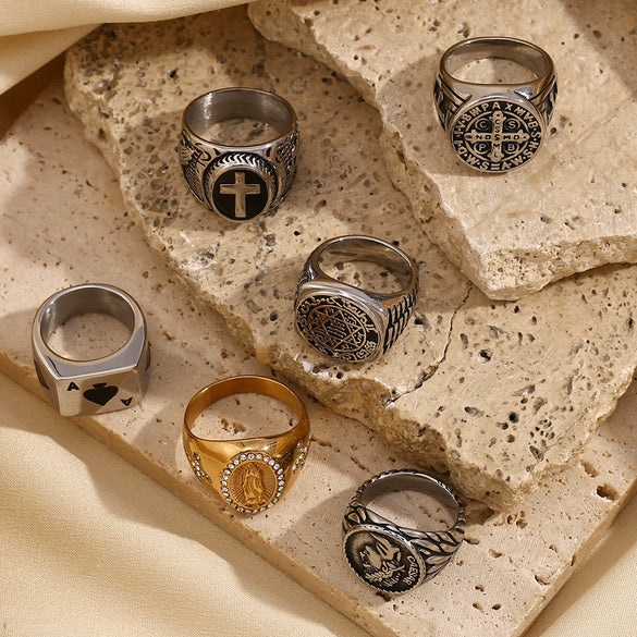 Elegant Hip Hop Personality Men's Stainless Steel 18K Gold Plated Bracelet With Black Retro Cross Head And Geometric Design