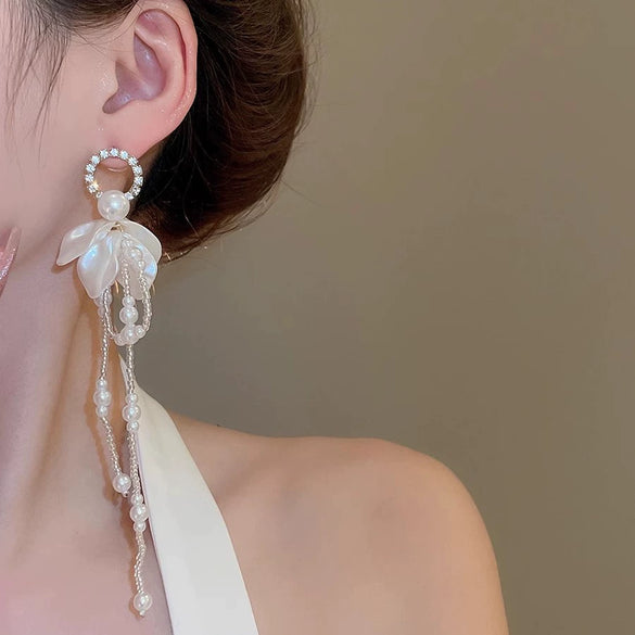 Elegant Light Luxury Alloy Pearl Long Tassel Geometric Earrings With Plants Flowers Style