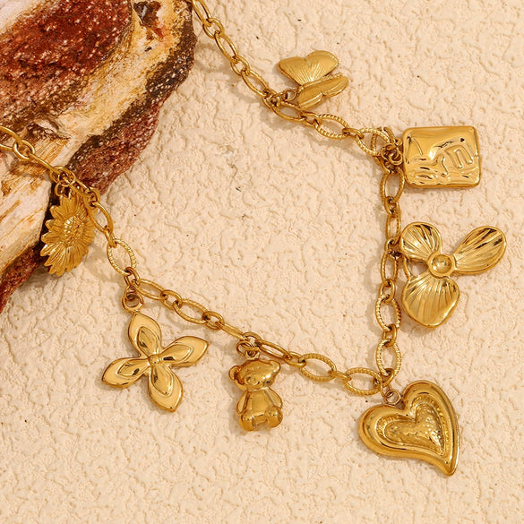 Elegant Love Circle Pendant Necklace For Women Fashion Geometric Style Stainless Steel 18K Gold Plated