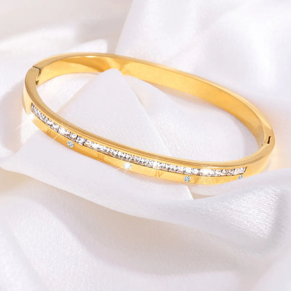 Elegant Luxurious Shiny Geometric Titanium Steel Wholesale Bangle