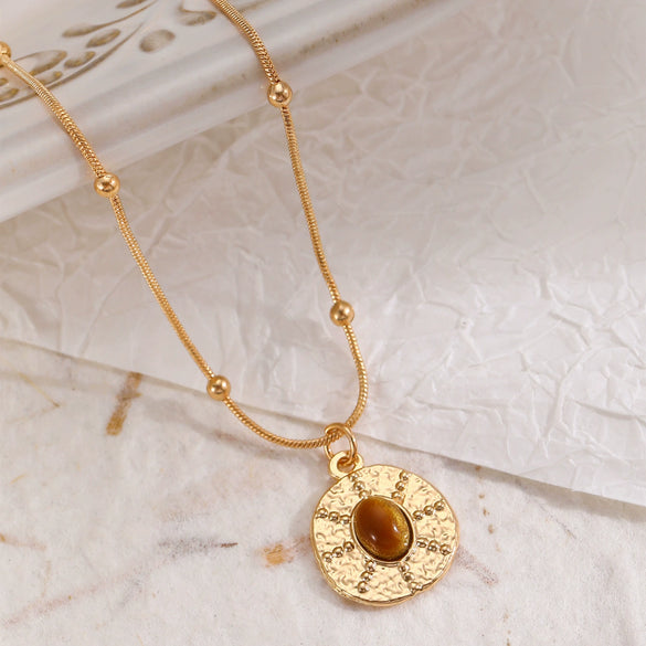 Elegant Oval Tiger Eye Women's Niche Light Luxury Maillard Style Alloy Necklace With Ball Chain And Electroplating