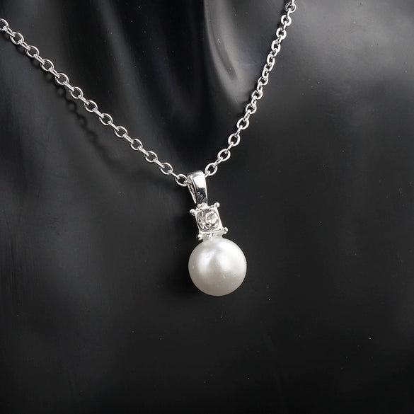 Elegant Pearl Necklace And Earrings Set For Women With Electroplated Geometric O Shape Pendant And Snake Bone Chain