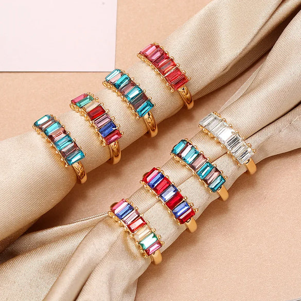 Elegant Retro Geometric Alloy Inlay Rhinestones Unisex Rings