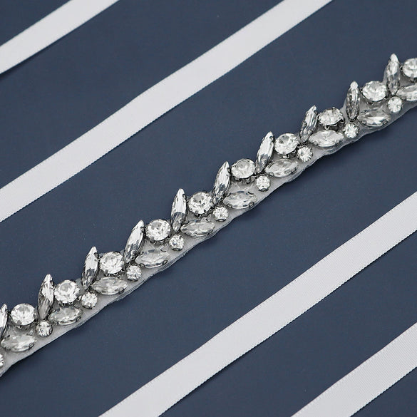 Elegant Rhinestone Bridal Waist Belt With Floral Design Wedding Dress Sash Accessory With Woven Buckle