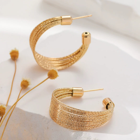 Elegant Simple Multi Layer Brushed Metal C Shaped Geometric Earrings With Electroplating Treatment